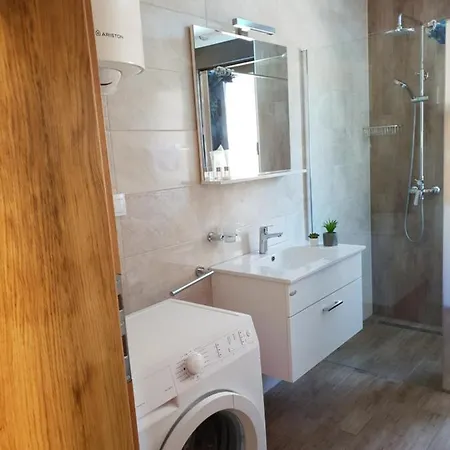 Sara Apartman Poreč