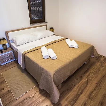 Sara Apartman Poreč